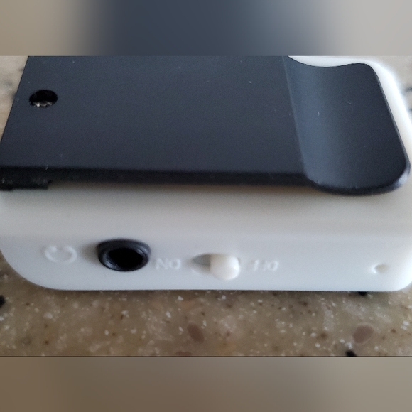 Miniature Fully Functional MP3 player SD - Picture 9 of 9